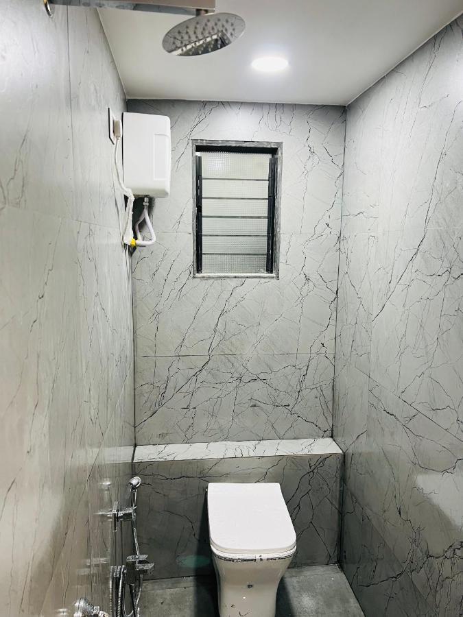 Hotel New City Light สุรัต ภายนอก รูปภาพ